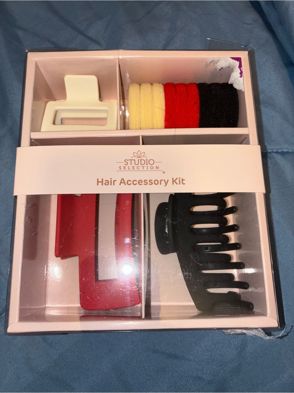 Women’s Hair Accessory Kit - Black, Red, Cream